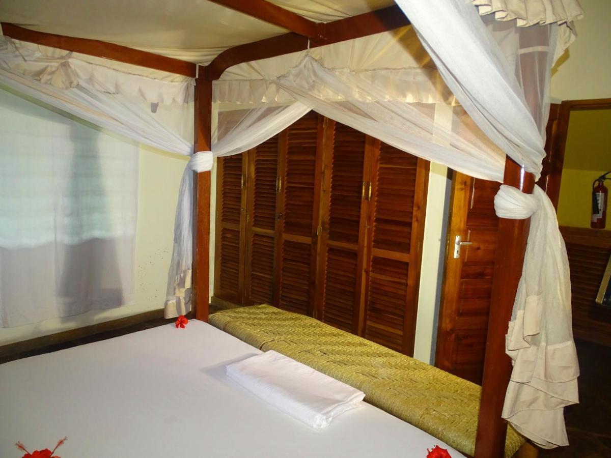 Diani-Paradise-Villas เดียนีบีช ภายนอก รูปภาพ